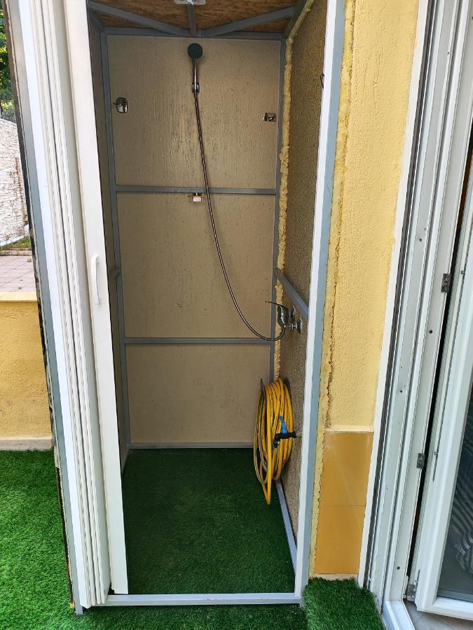 Λελα Apartamento Kriopigi Exterior foto